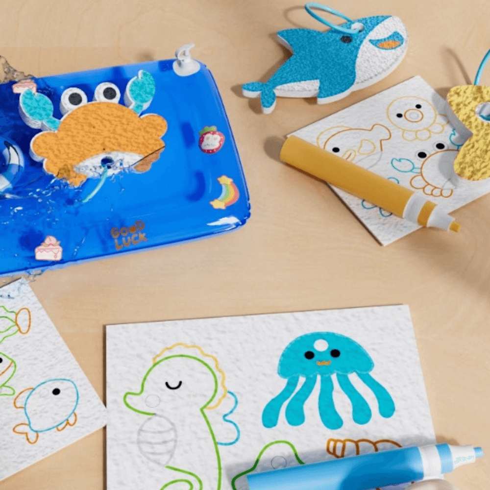 AquaJoy™ Ocean Magic Art & Fishing Play Set